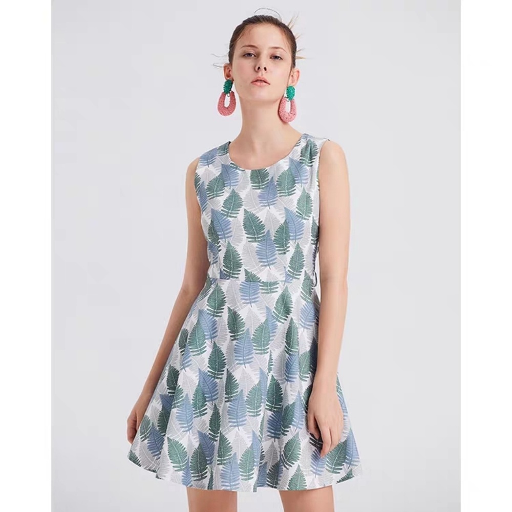 Sling sequin deep neck strap big swing dress